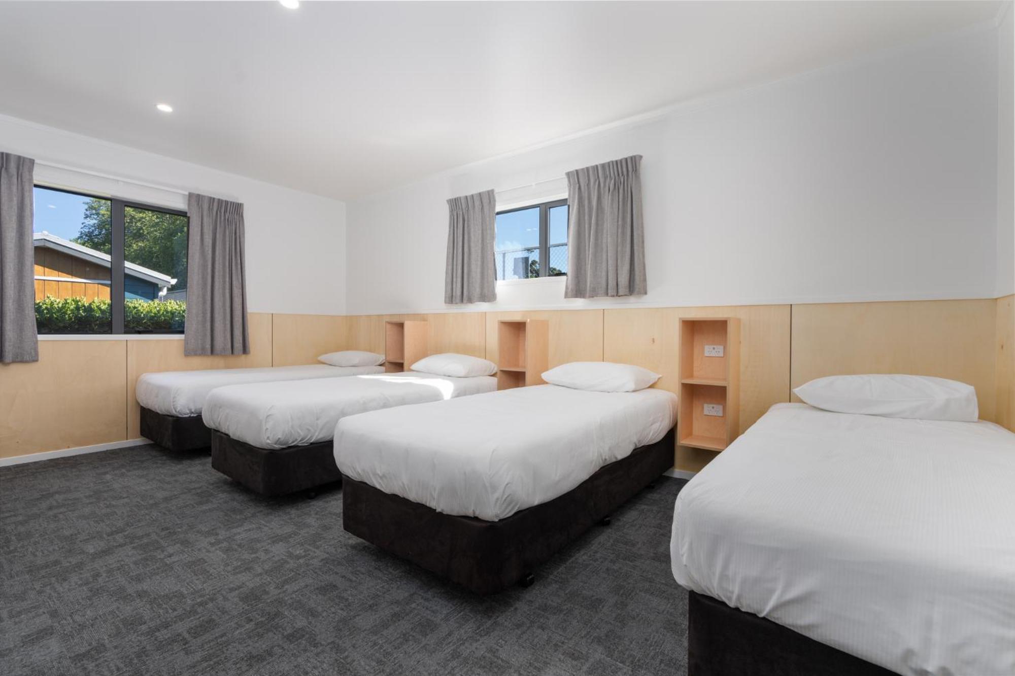 Cambridge Top 10 Holiday Park Экстерьер фото