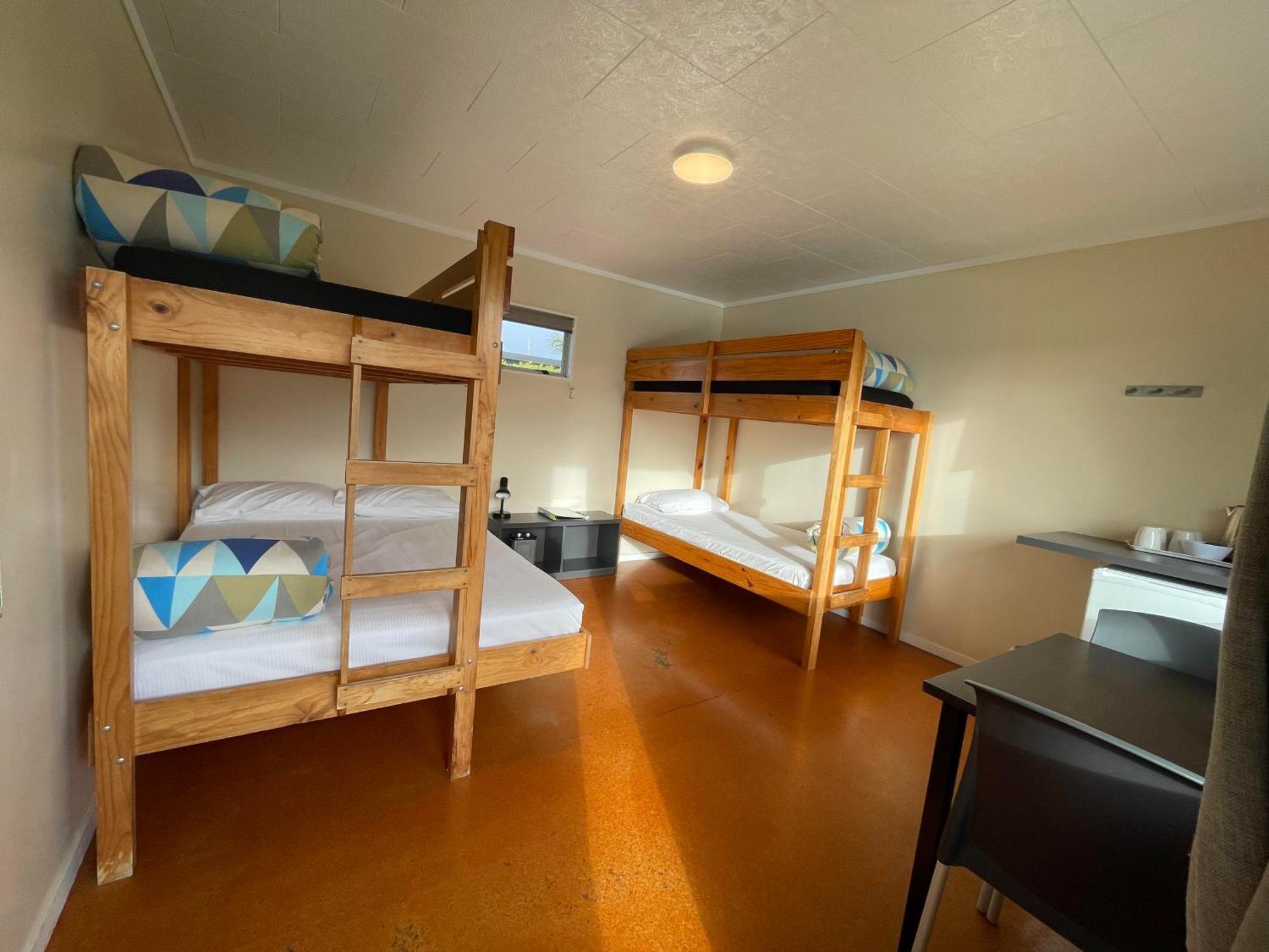 Cambridge Top 10 Holiday Park Экстерьер фото