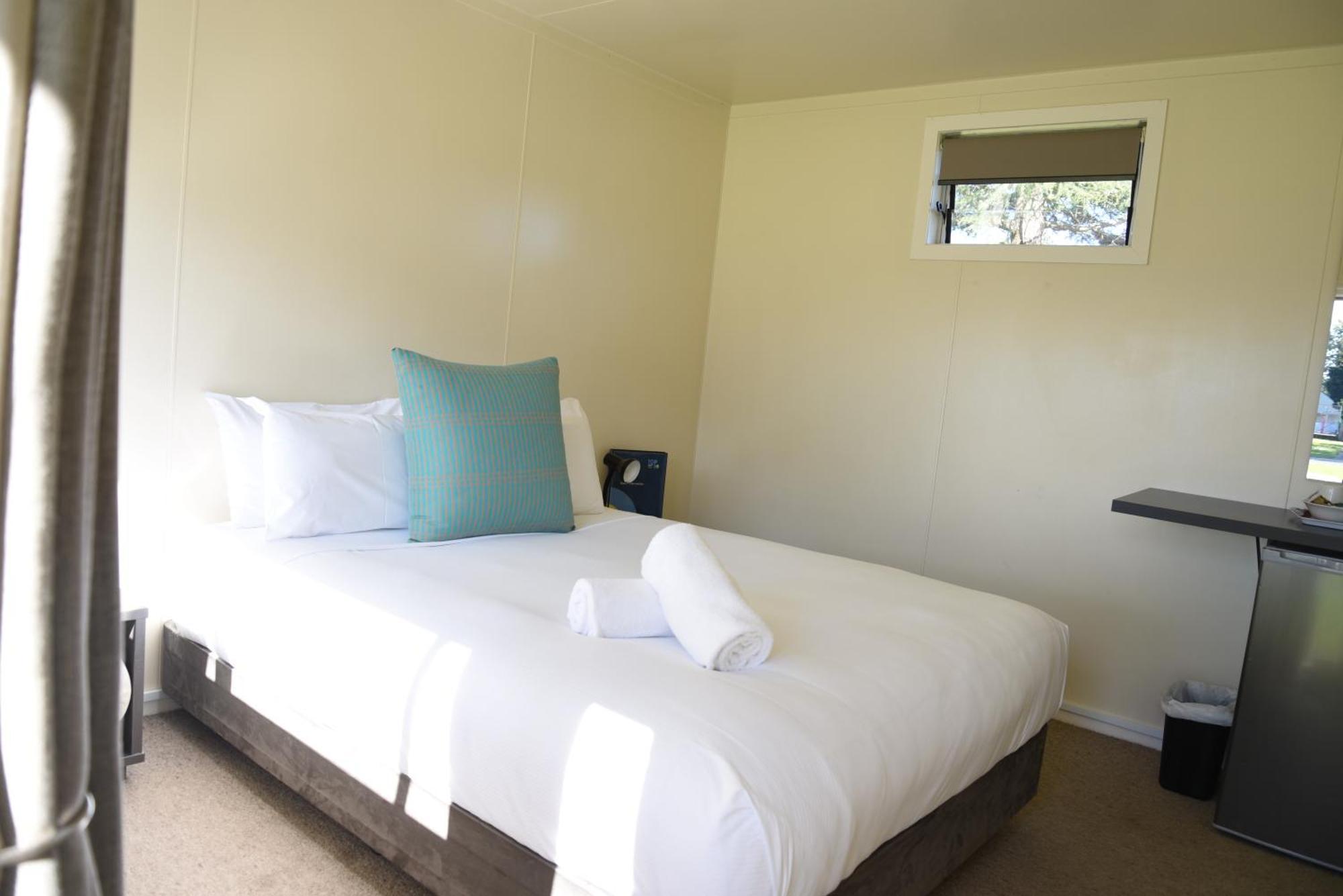 Cambridge Top 10 Holiday Park Номер фото
