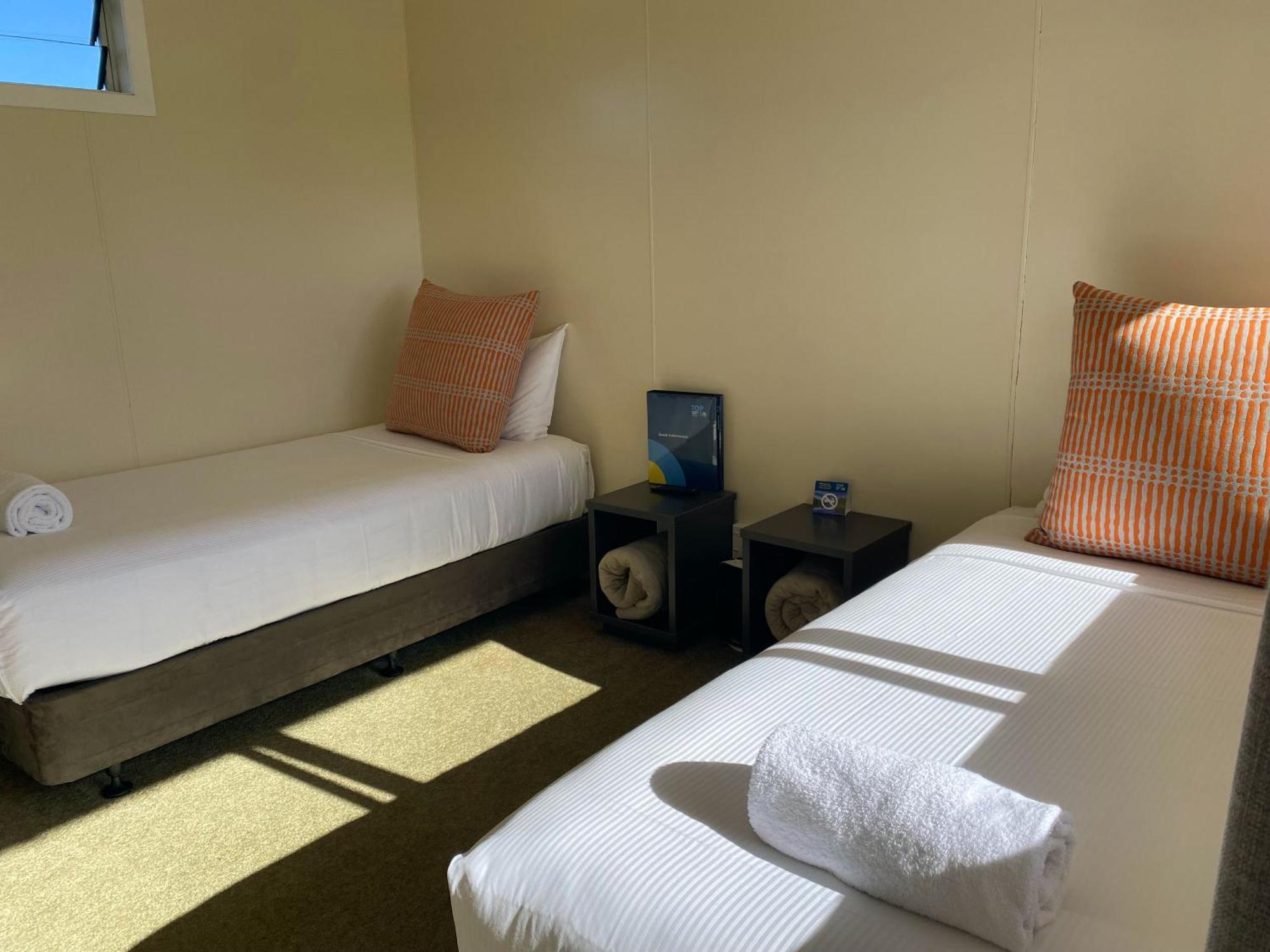 Cambridge Top 10 Holiday Park Номер фото