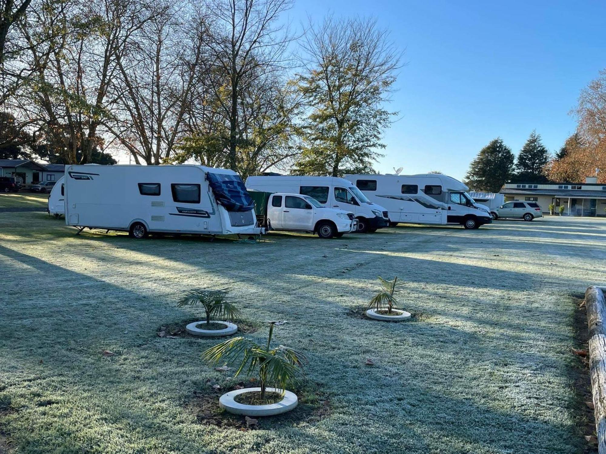 Cambridge Top 10 Holiday Park Экстерьер фото
